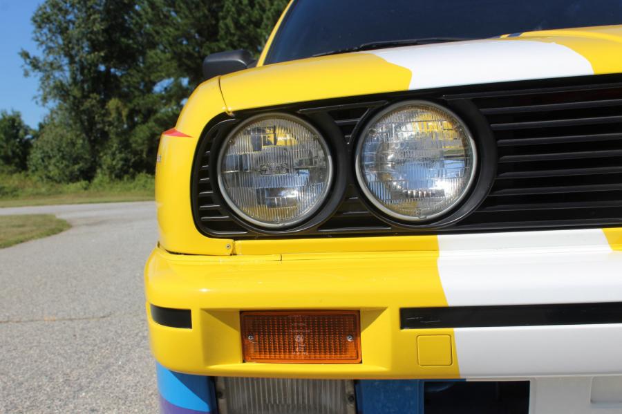 Детали экстерьера BMW 325e Coupe for Charity (E30) 1985 года  (фото 20 из 93)